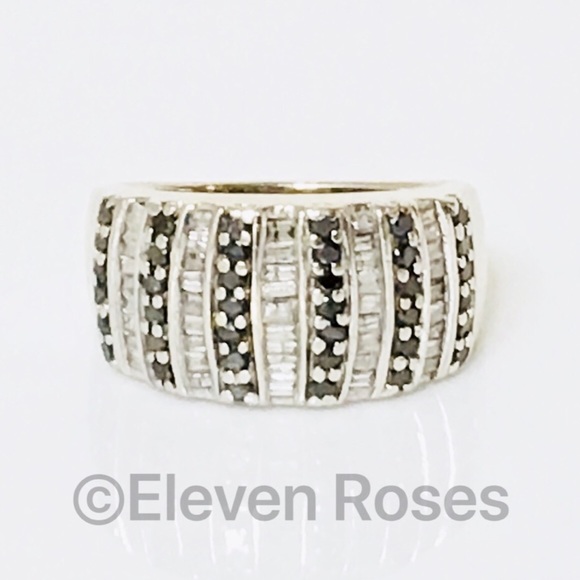 10k Gold Black & White Diamond Dome Ring